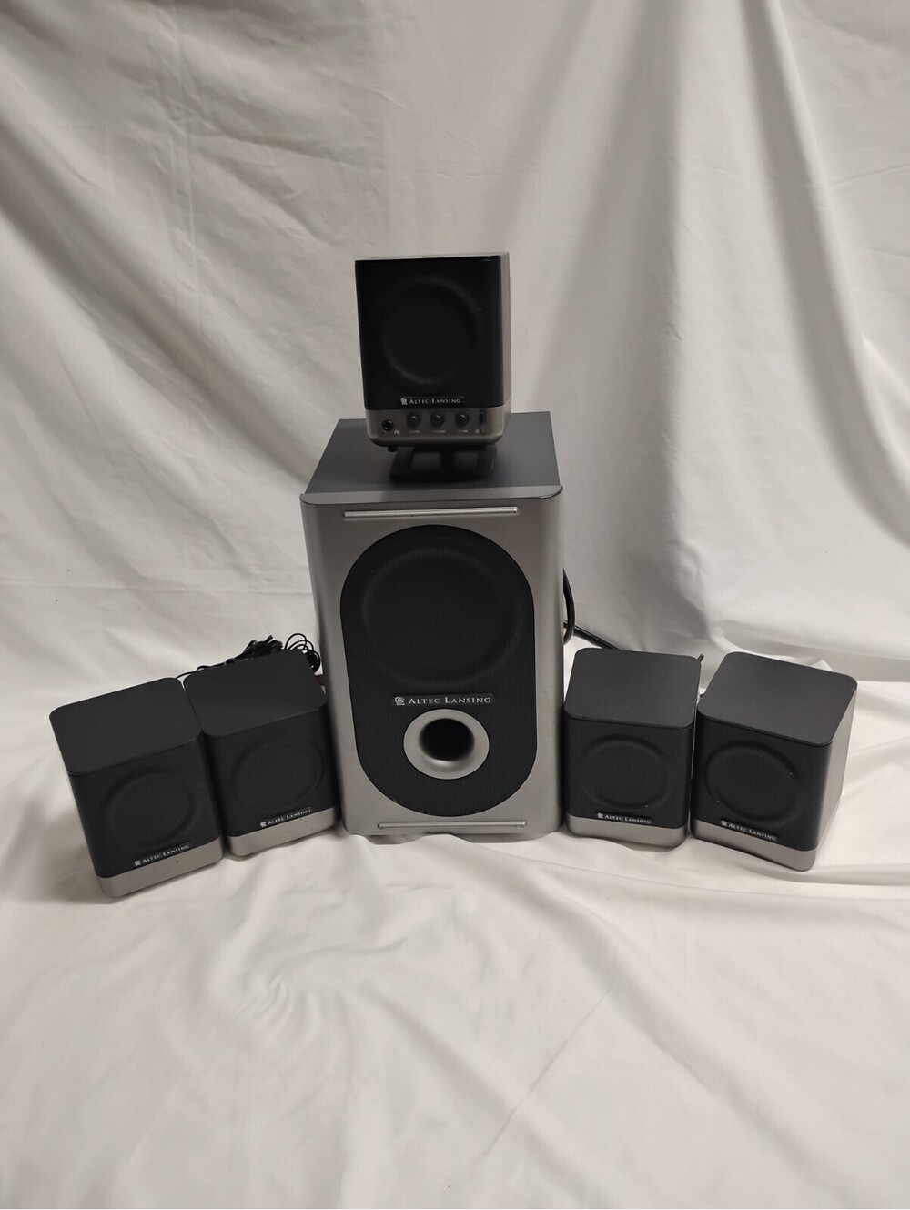 Altec Lansing 251 - DVD and Computer and Gaming Surround System 6 Speaker Sub